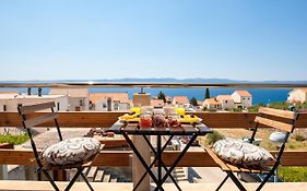 Sunrise Apartments Bol